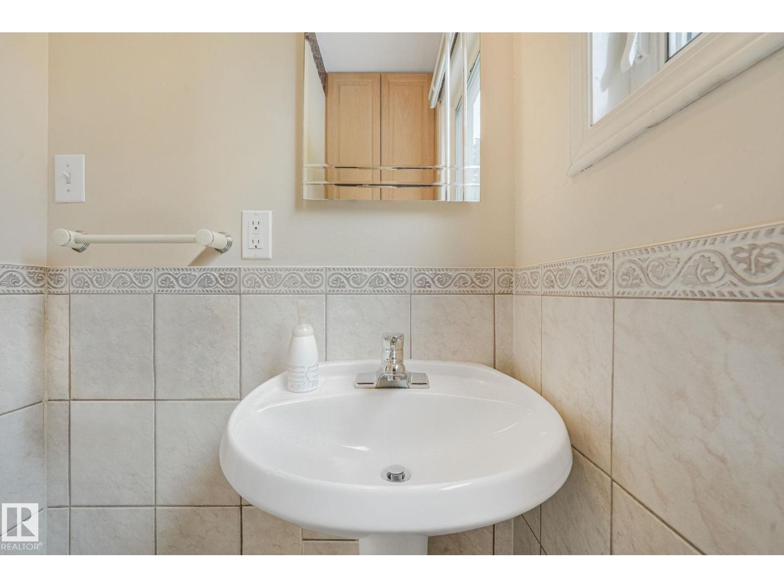 13320 79 AV NW - 24