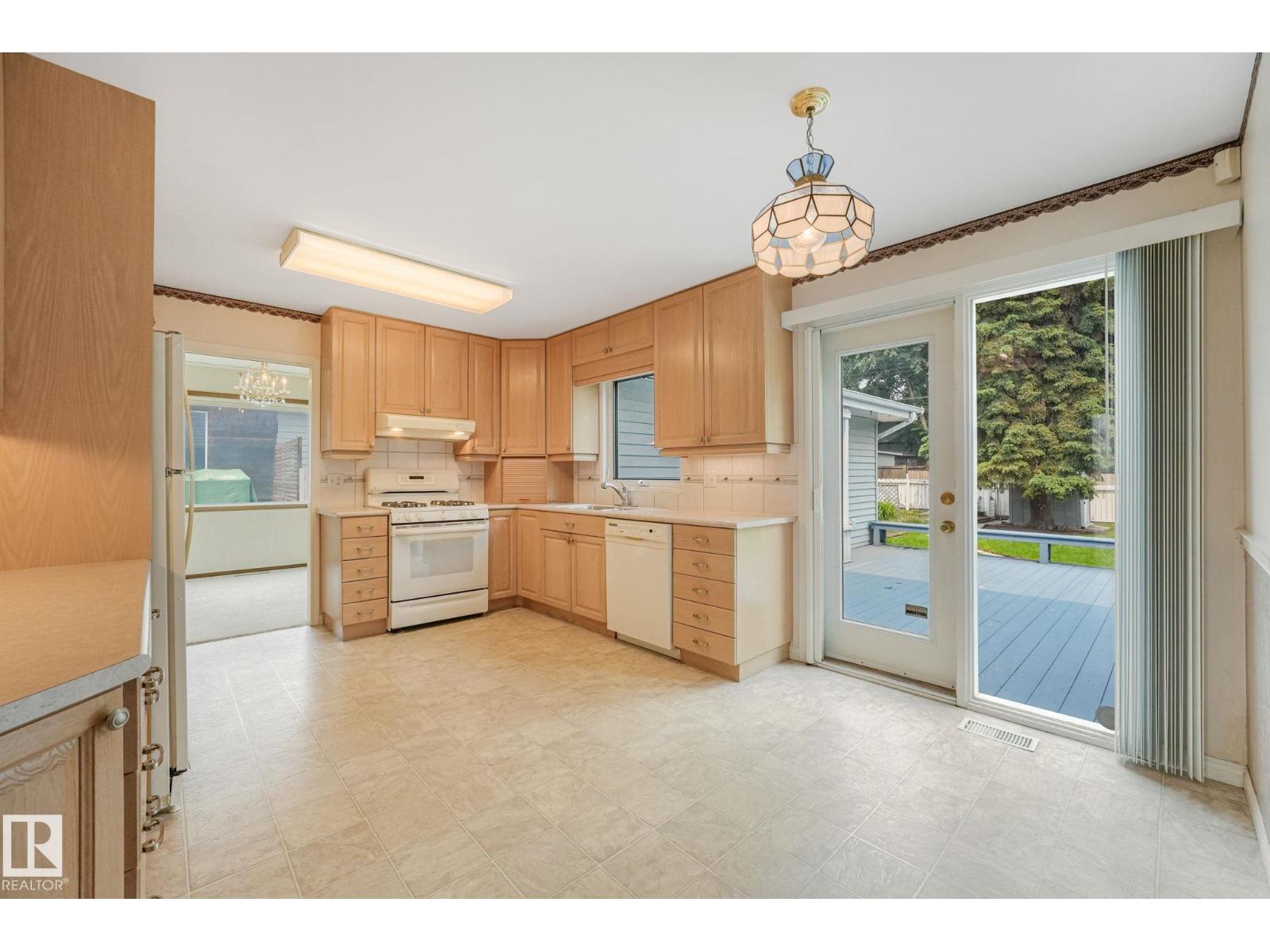 13320 79 AV NW - 17
