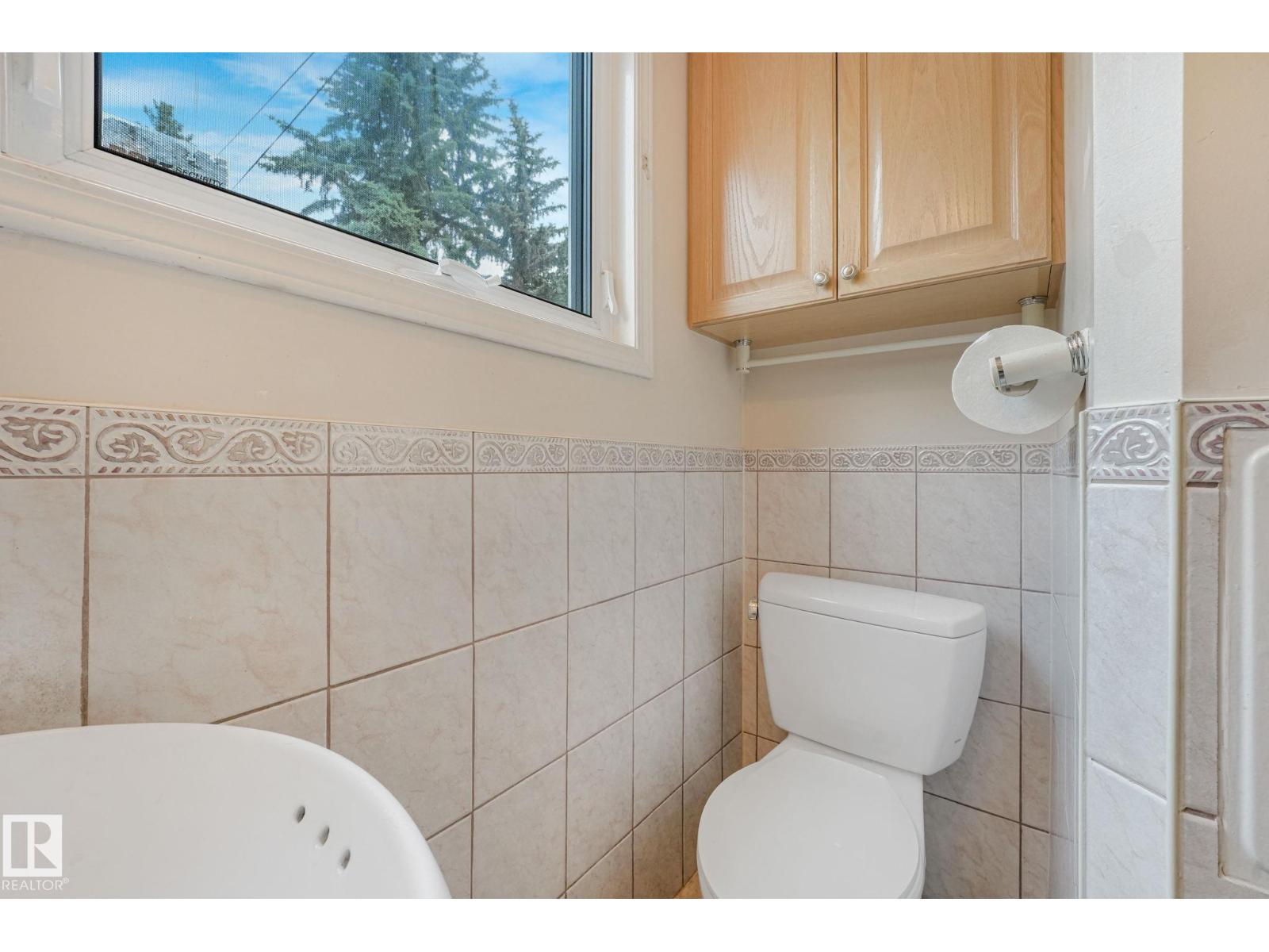 13320 79 AV NW - 25