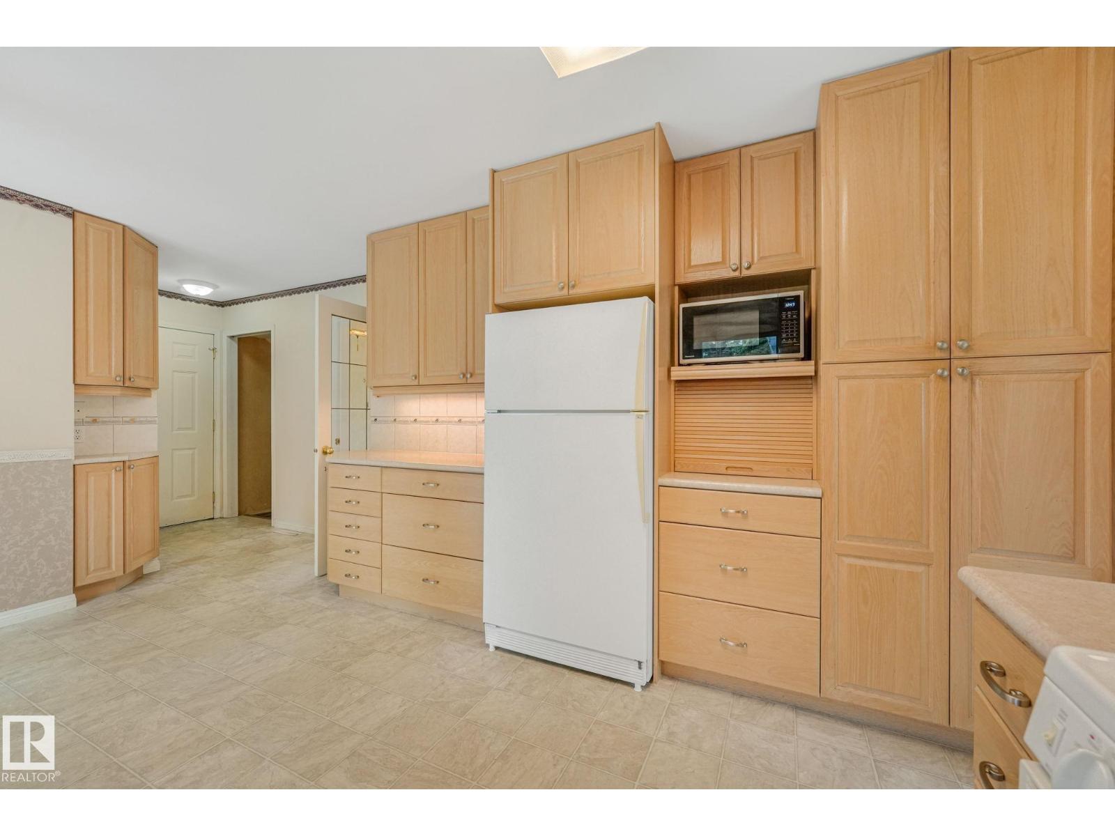 13320 79 AV NW - 19