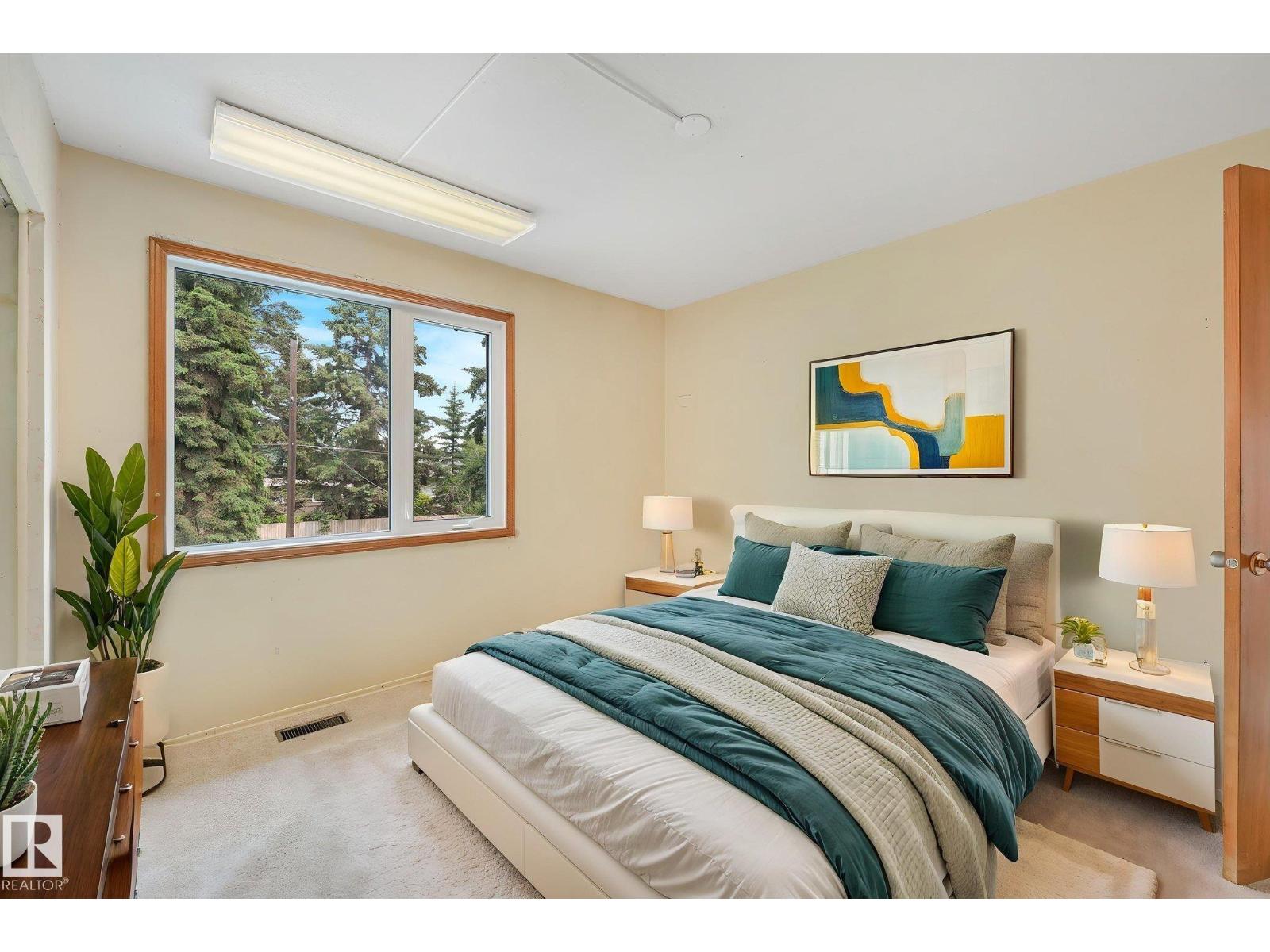 13320 79 AV NW - 32