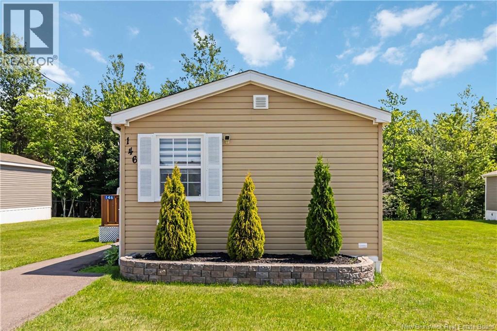 146 Ste-Croix Street - 36