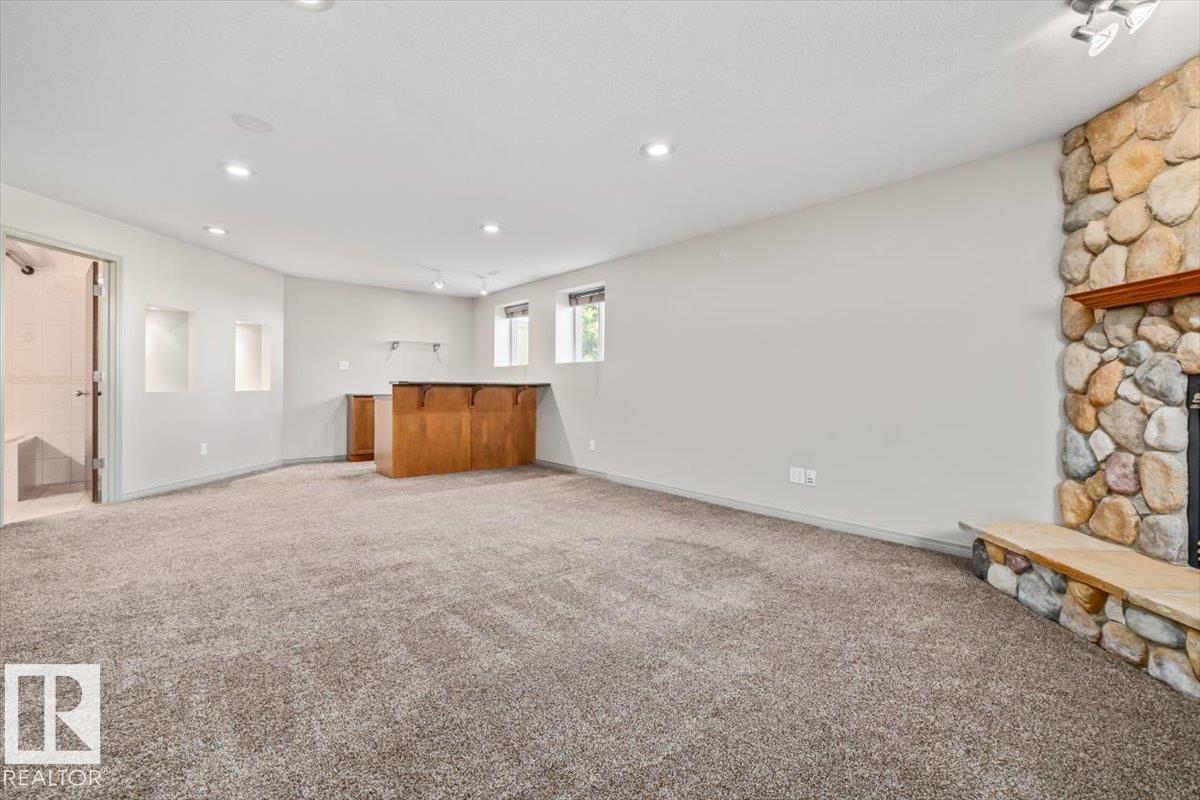 40 DAULTON CR — photo 28