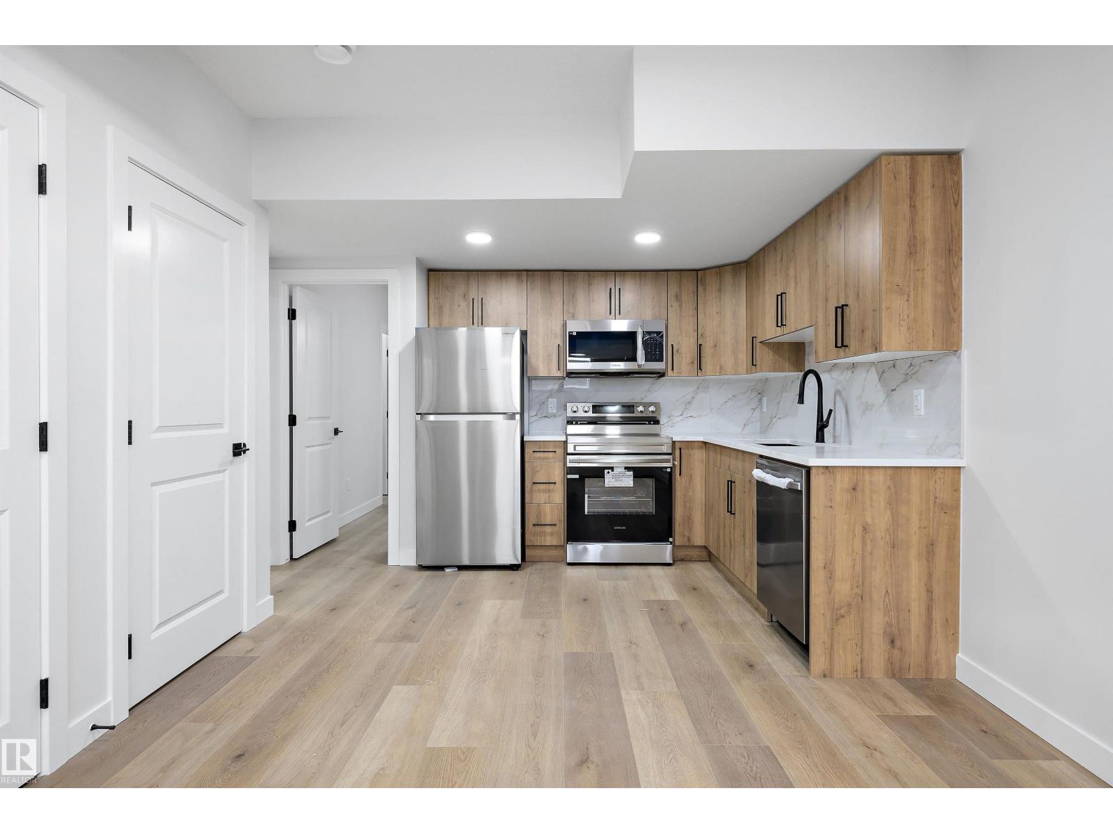 954 Elderberry LD NW - 30