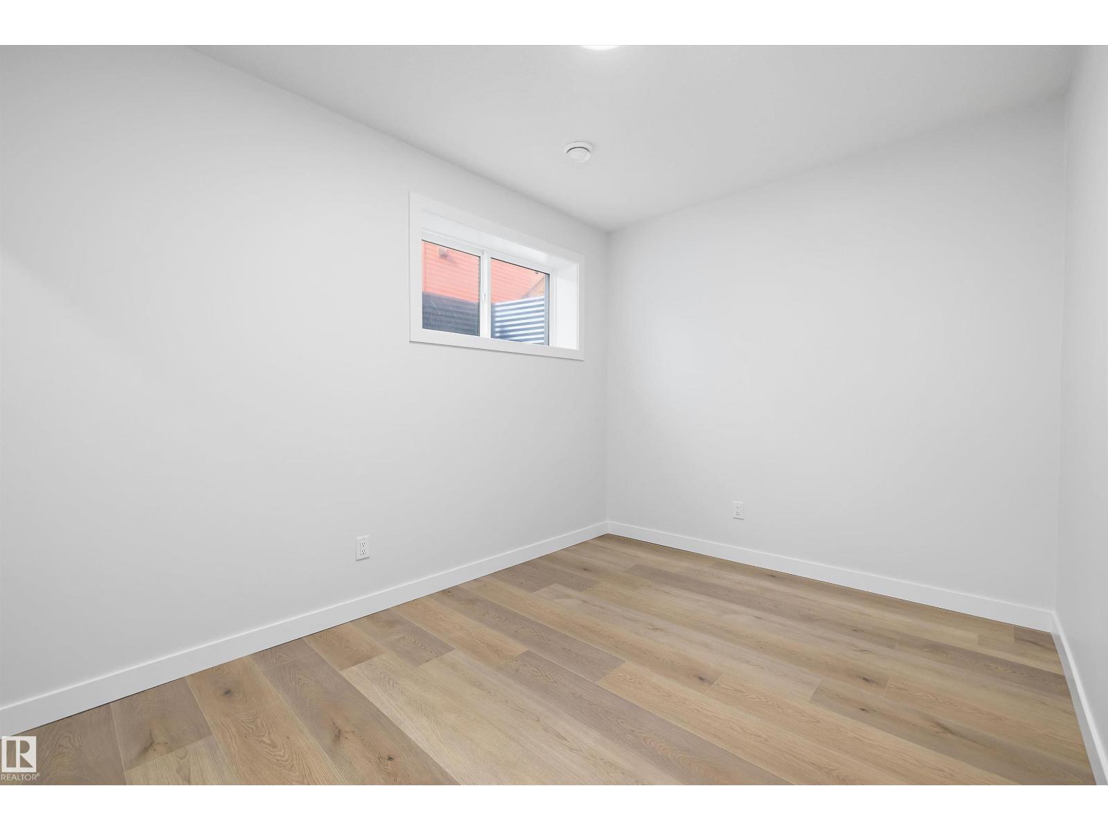 954 Elderberry LD NW - 33