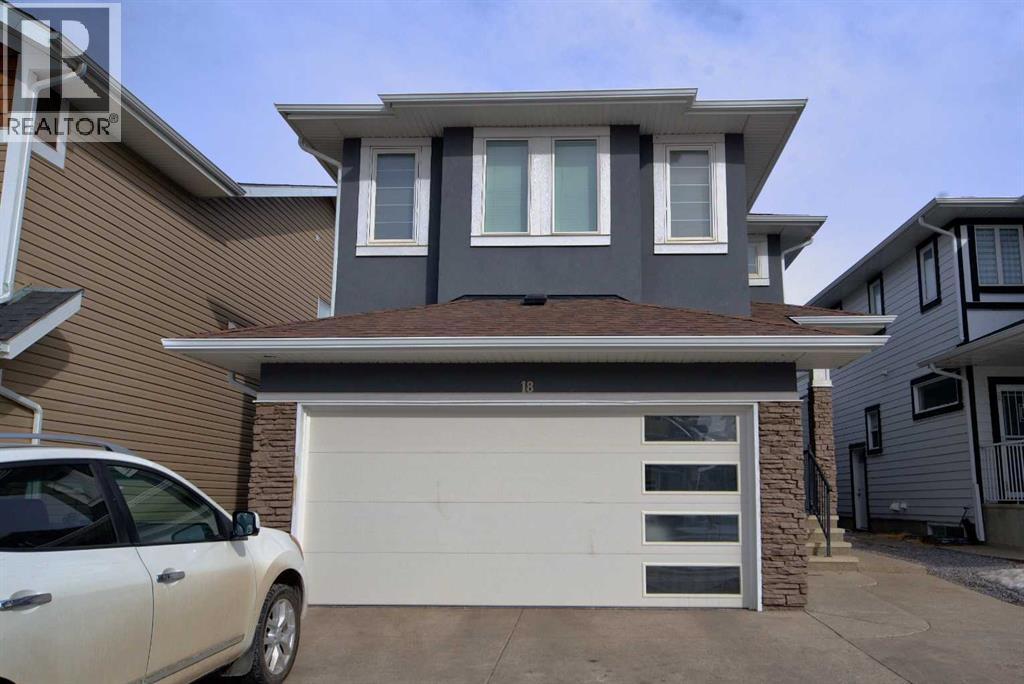 18 Redstone Manor NE - 1
