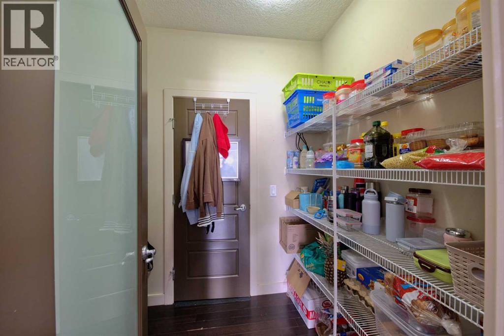 18 Redstone Manor NE - 13