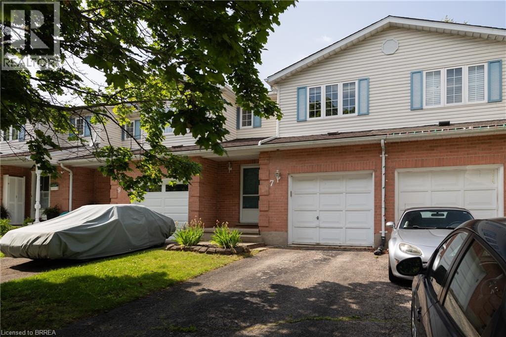 7 GRAYSTONE Court - 1