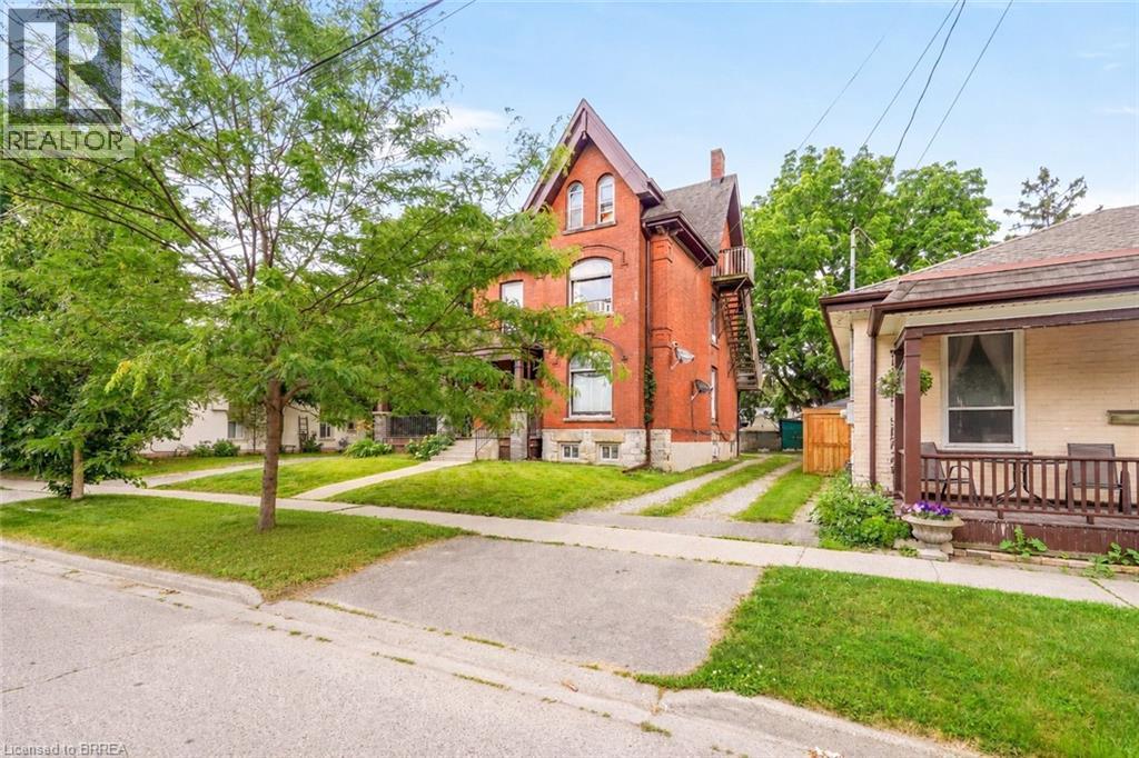 171 NELSON Street - 4