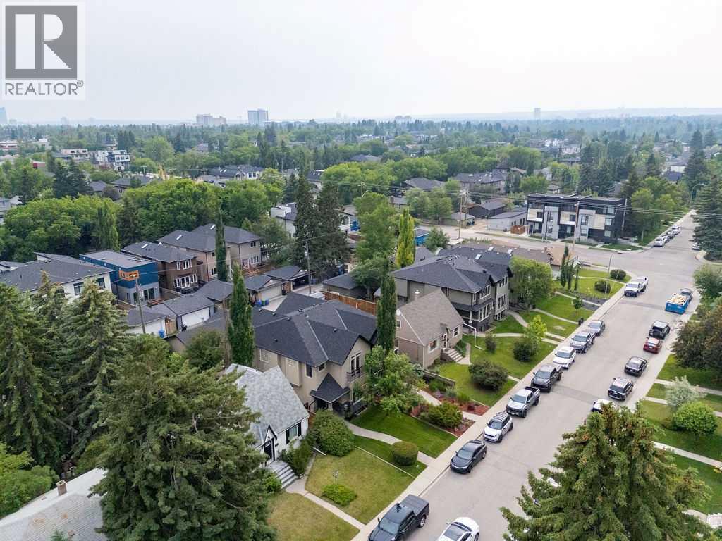 445 29 Avenue NW — photo 39