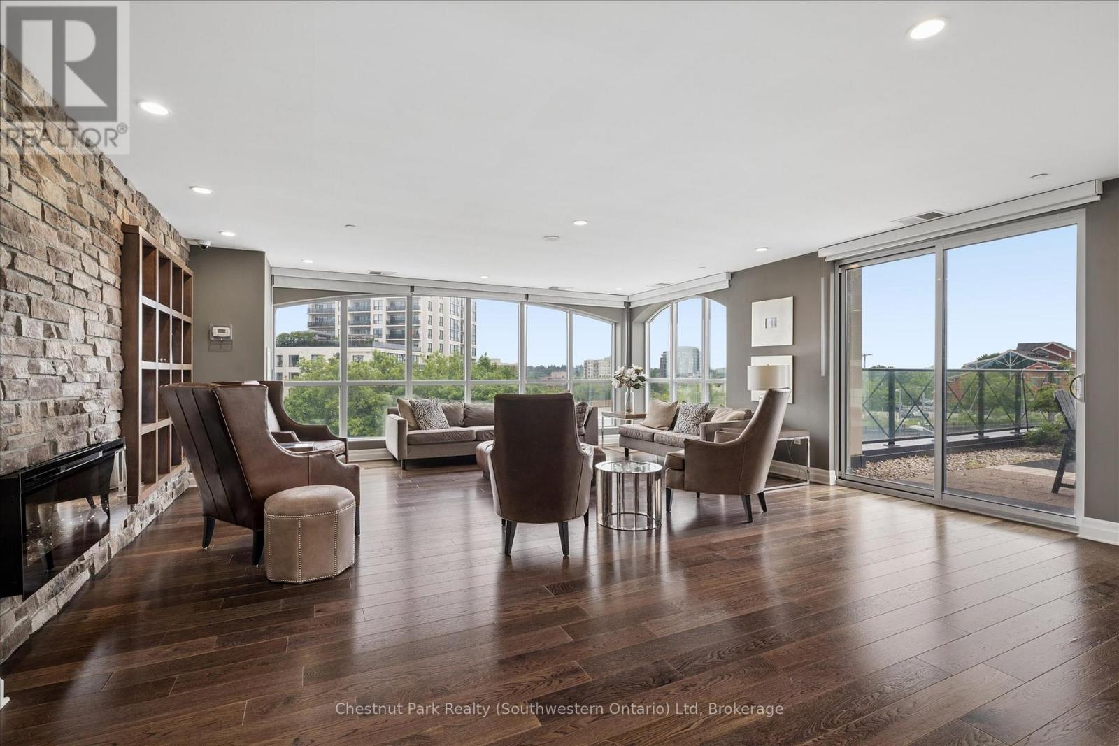 #405 160 MACDONELL STREET - 30