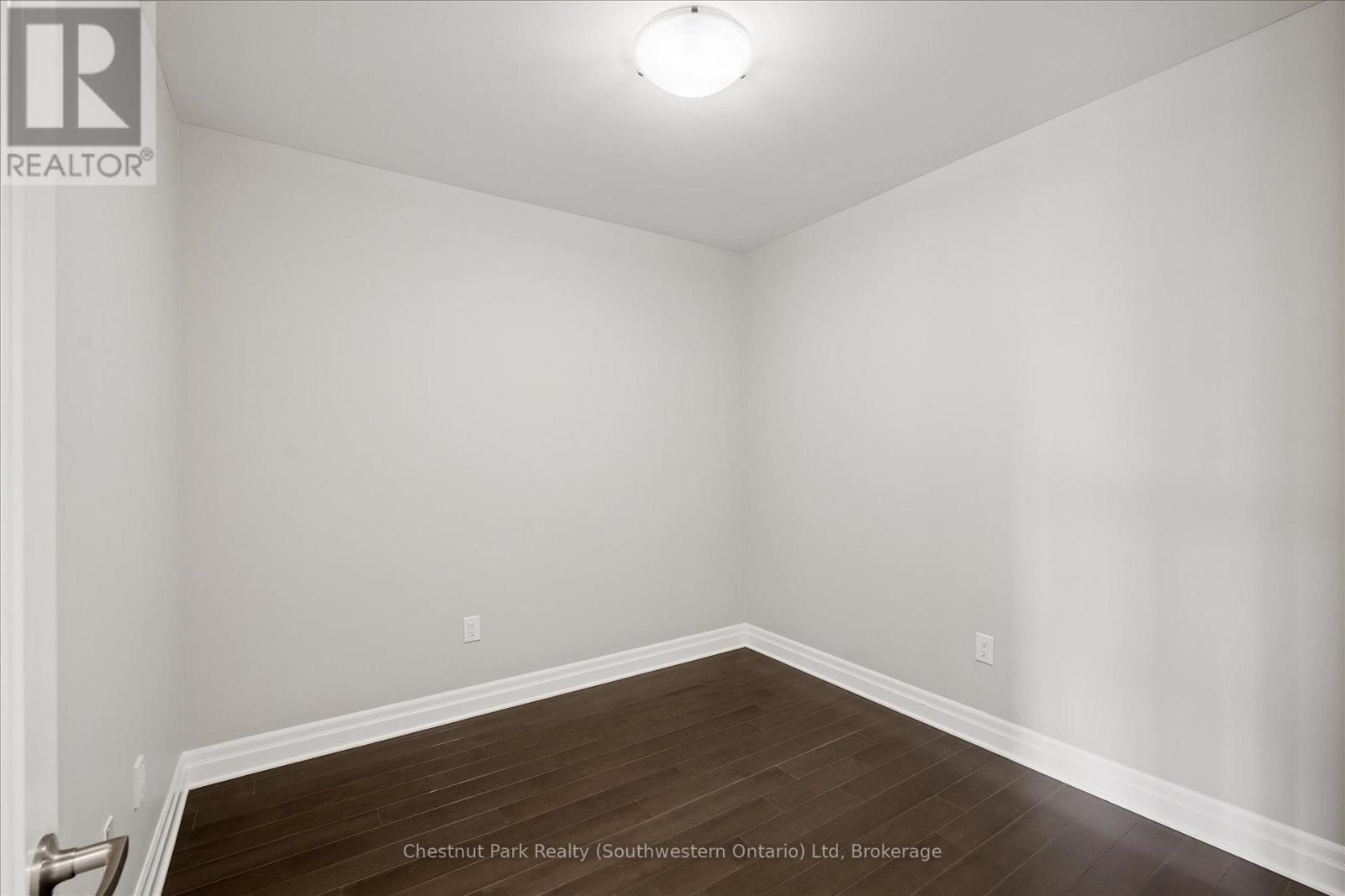 #405 160 MACDONELL STREET - 6