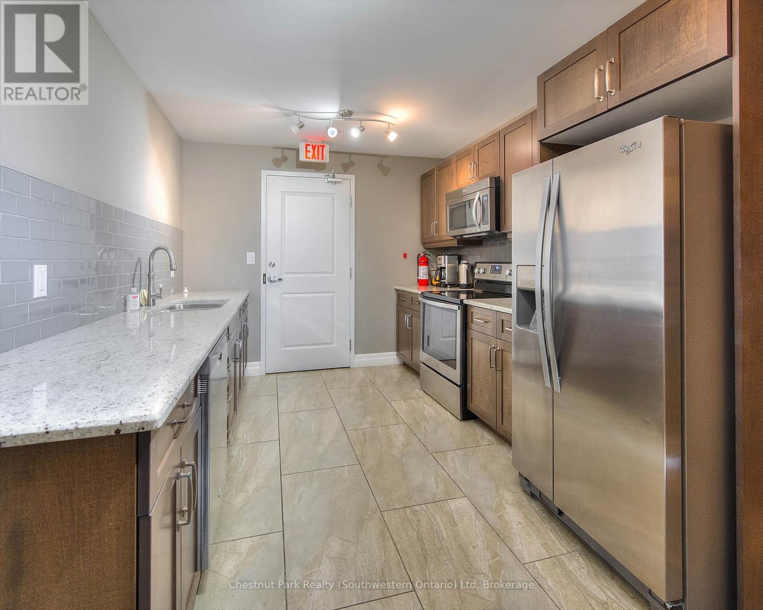 #405 160 MACDONELL STREET - 43