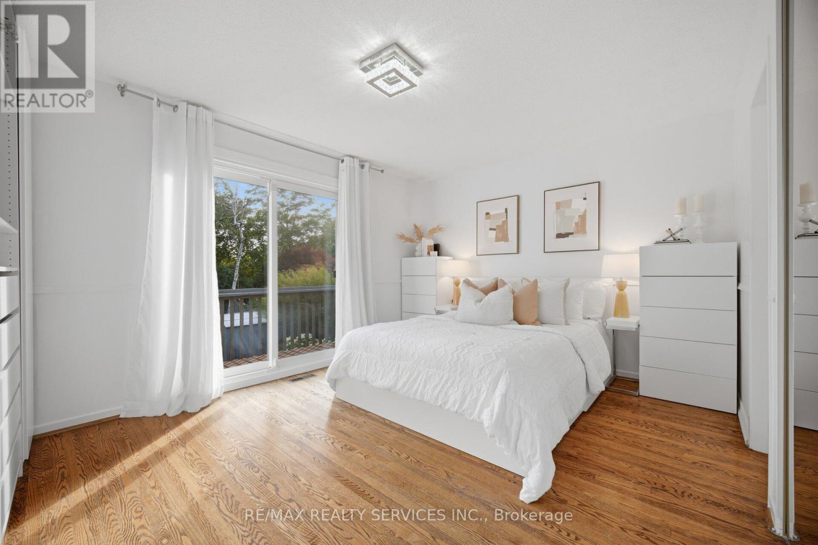 133 ROMFIELD CIRCUIT - 19