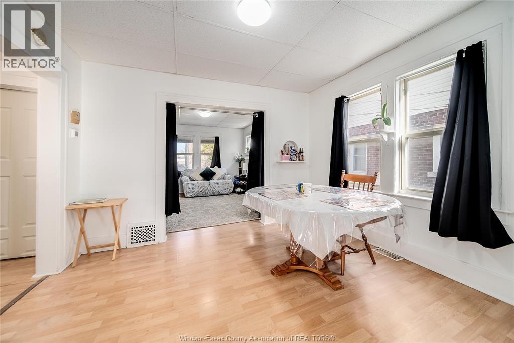 1531 WINDSOR AVENUE - 13