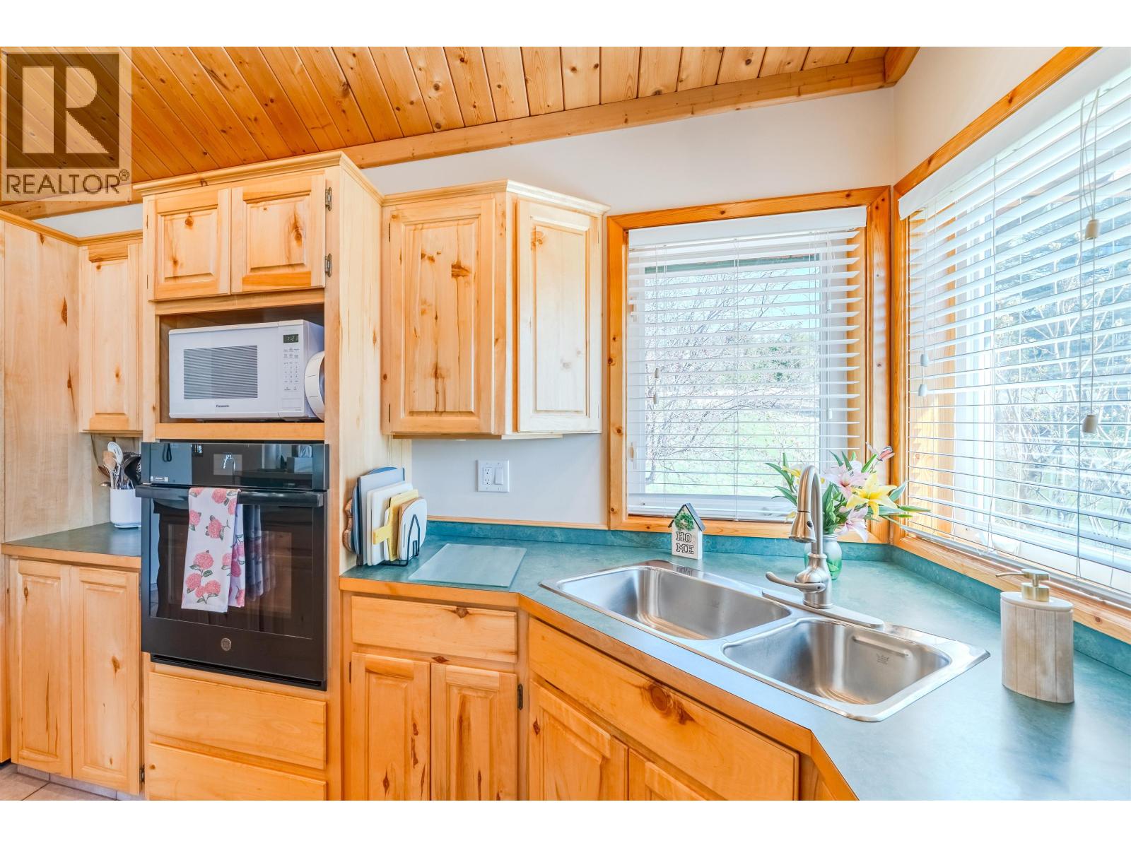 3544 CABIN ROAD, Lac La Hache