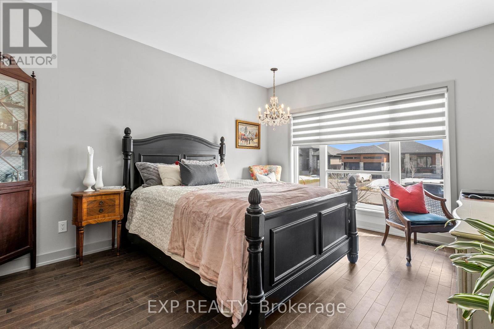 281 NATURE STREET - 11