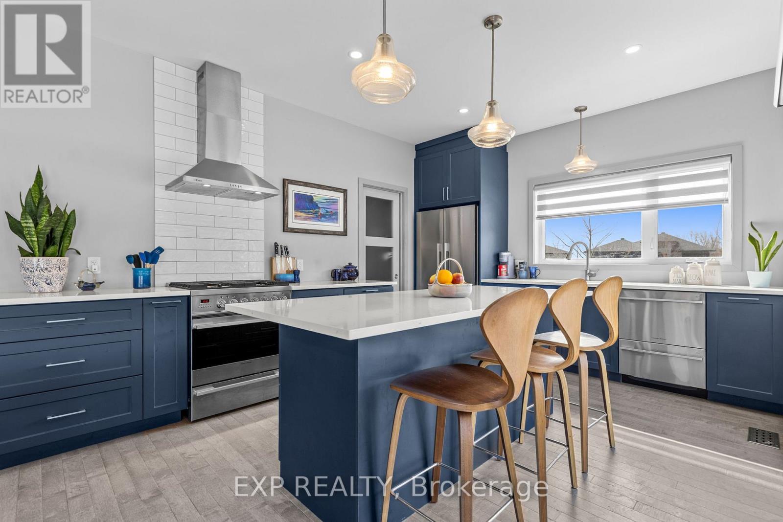 281 NATURE STREET - 8