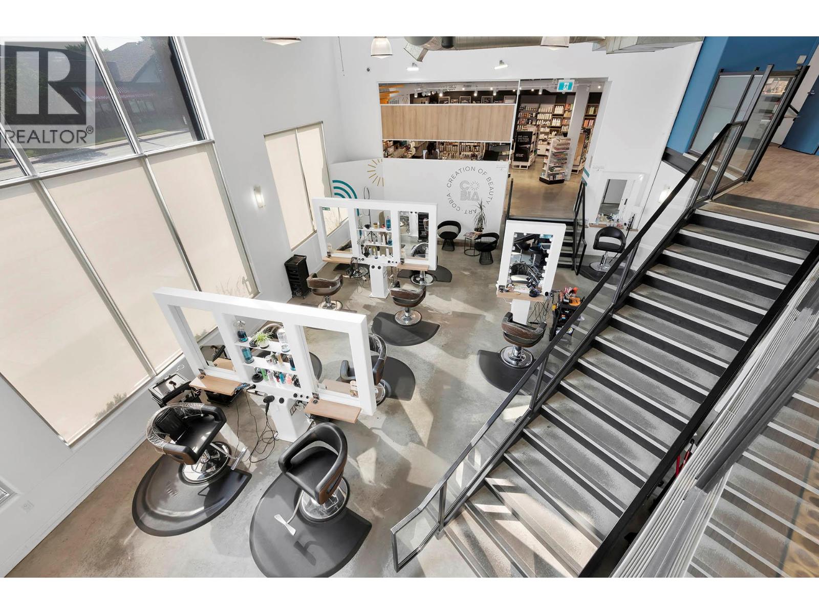  1300 SUMMIT Drive, Kamloops