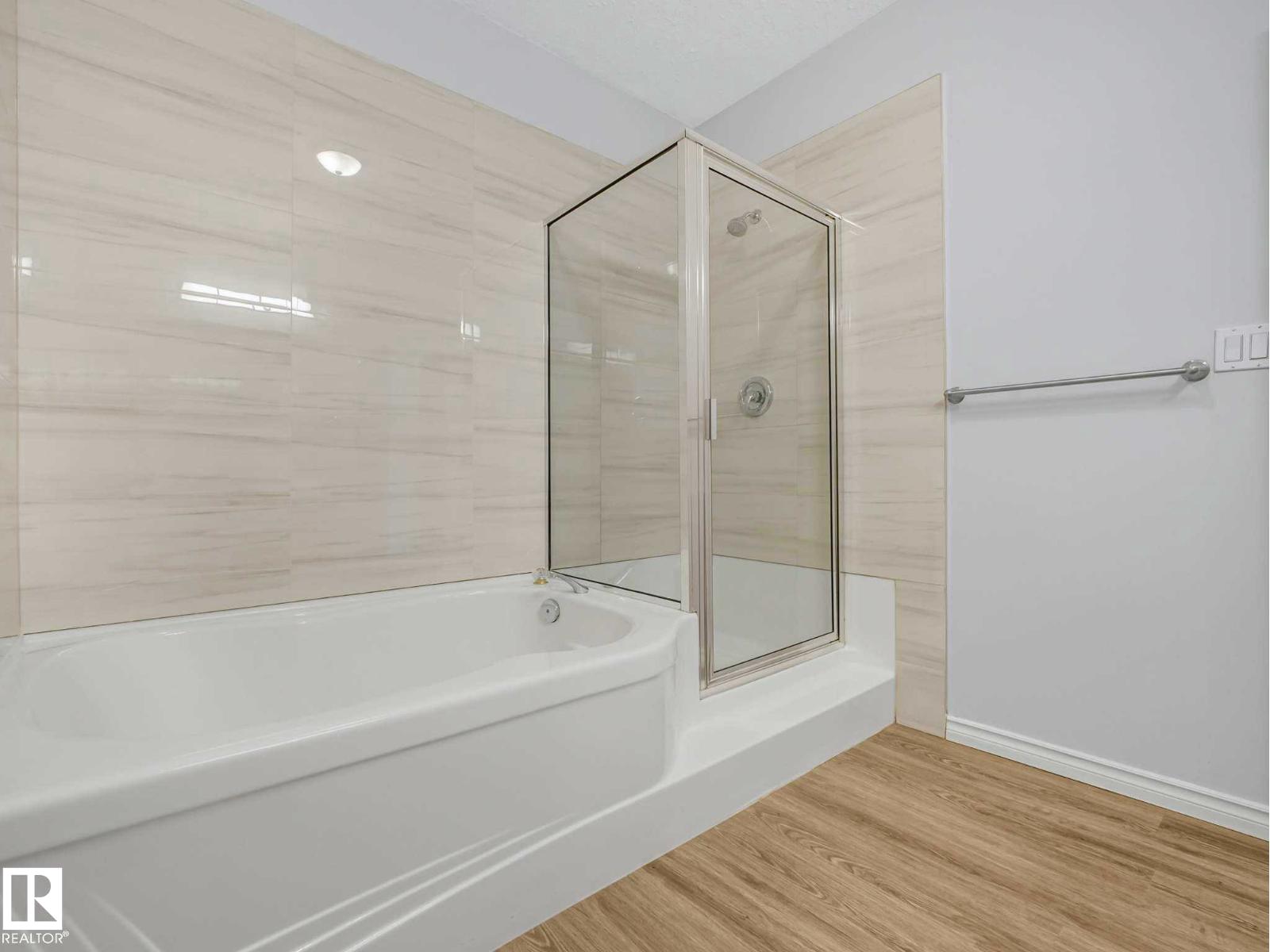 #112 11039 83 AV NW - 29