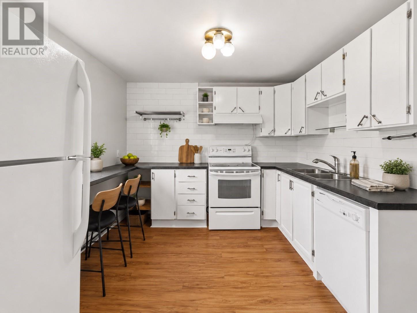429 Southside Road - 8