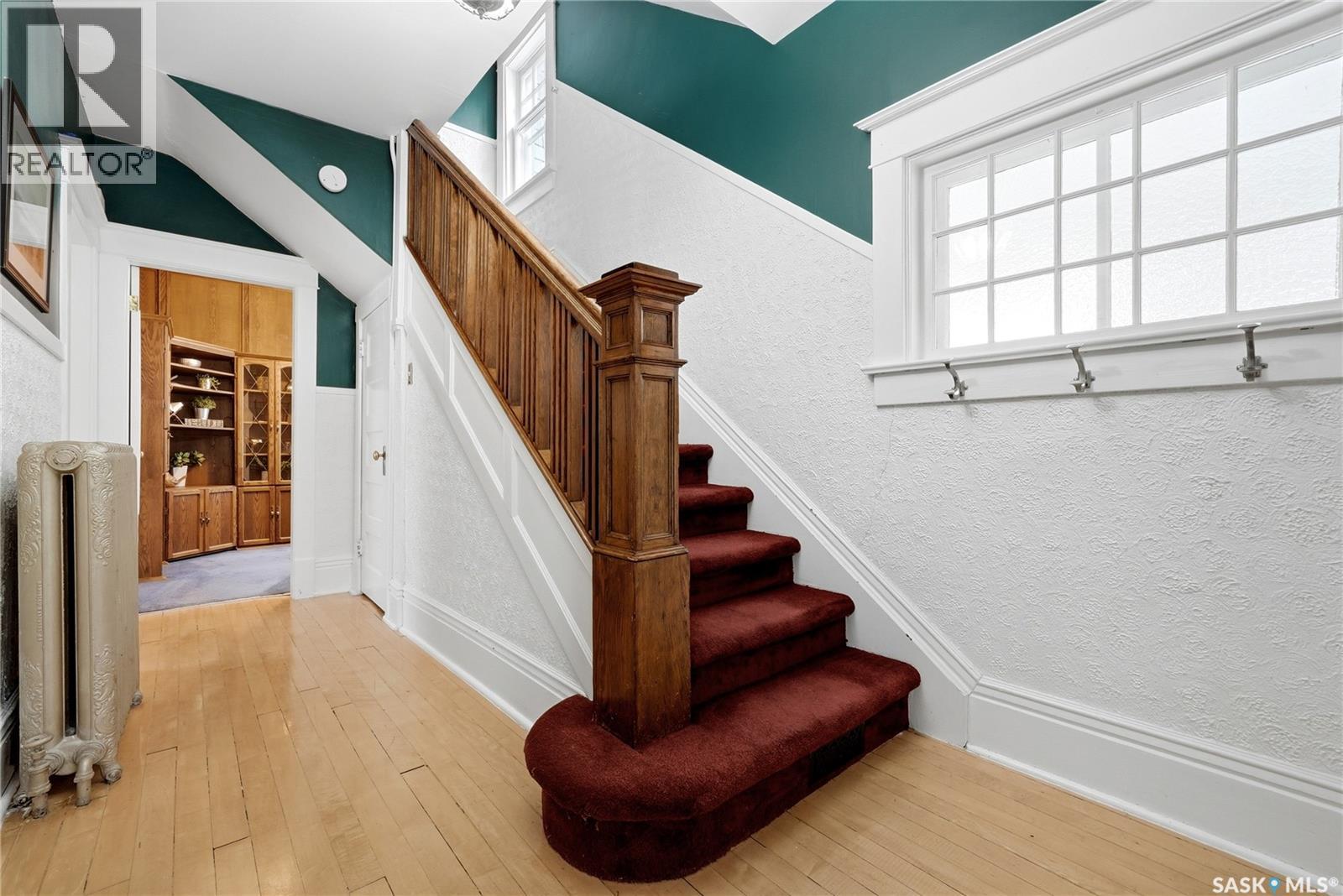 3008 Victoria AVENUE — photo 19