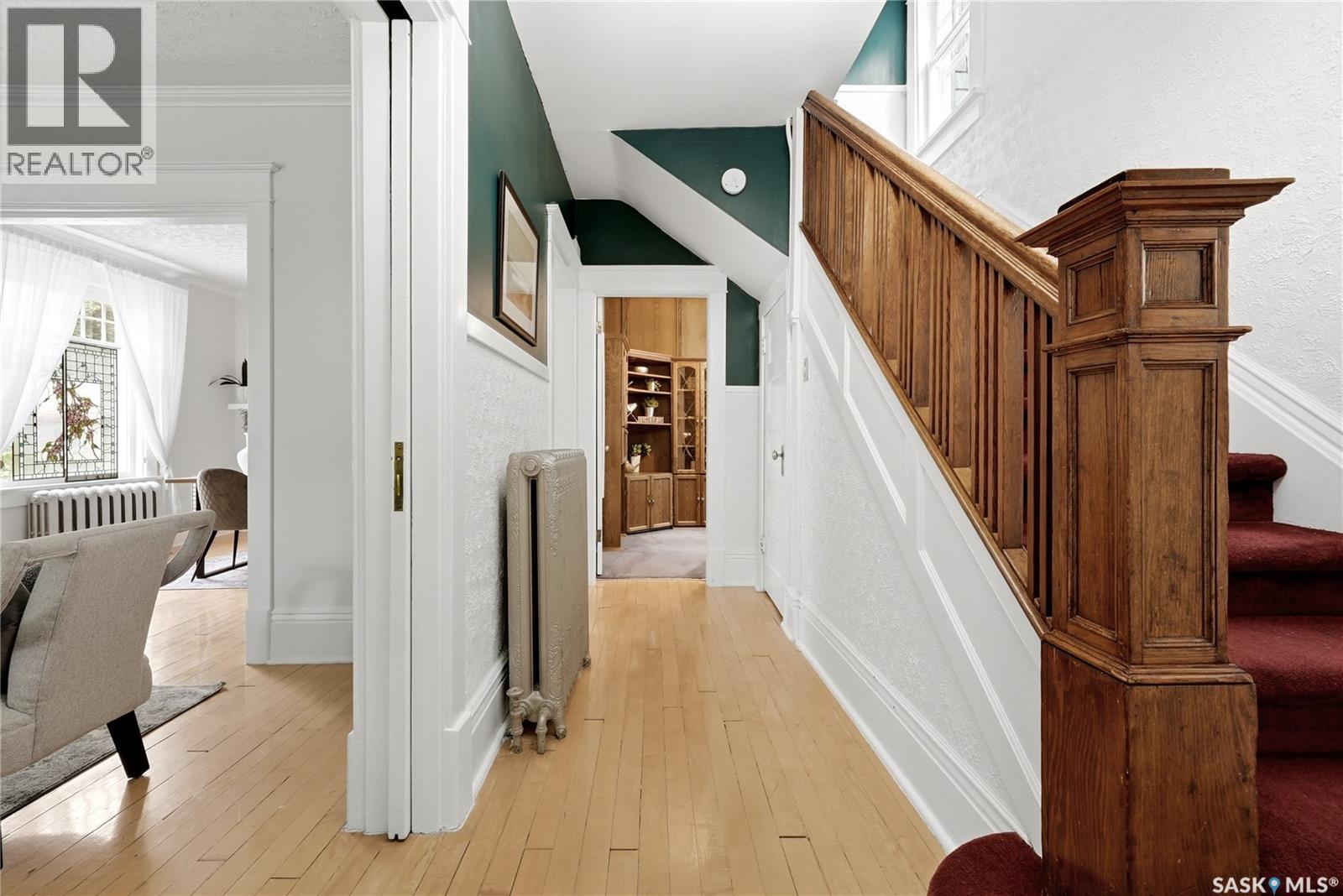 3008 Victoria AVENUE - photo 4