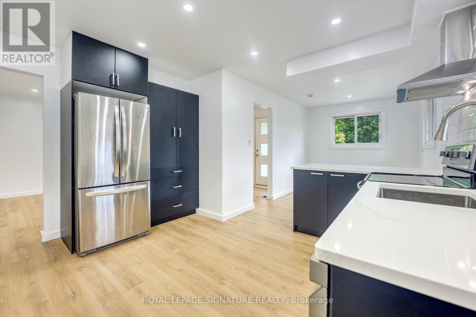 685 AMESBURY COURT - 6