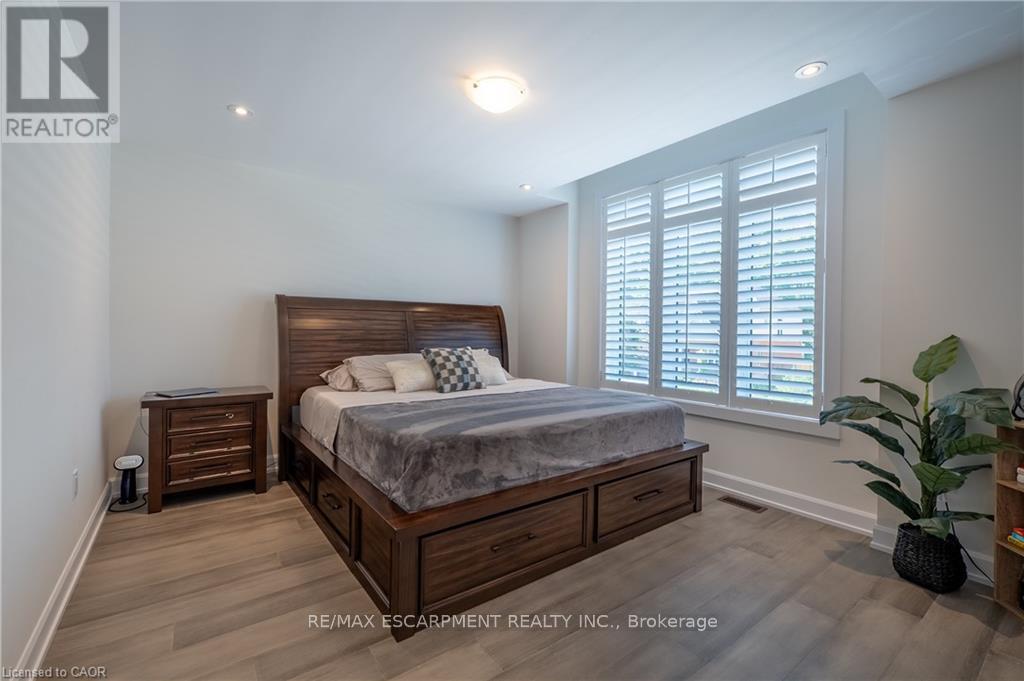 38 RIESLING STREET - 15