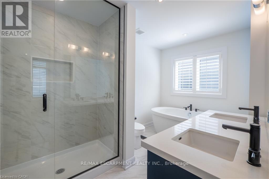 38 RIESLING STREET - 17