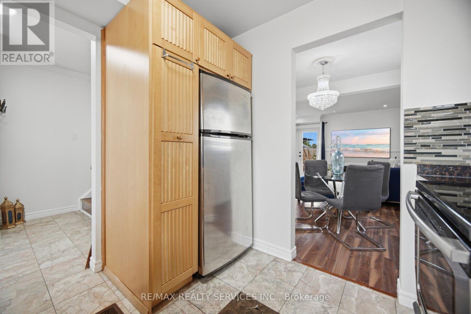 18 GOLD PINE COURT - 11