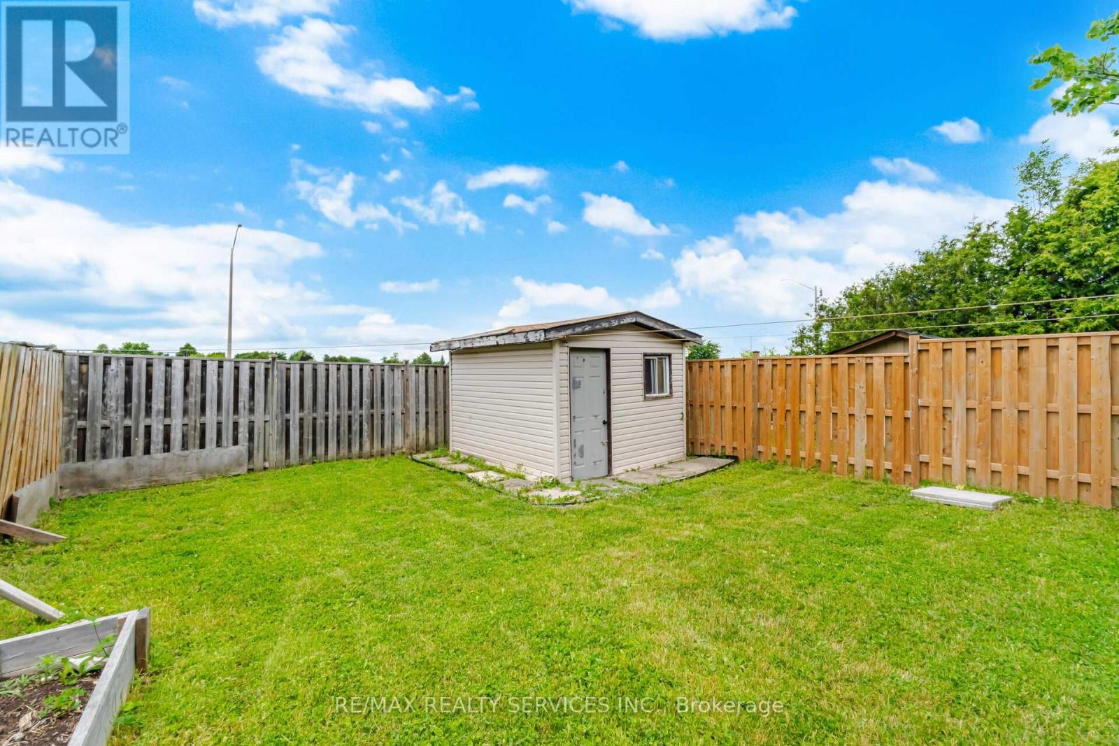 18 GOLD PINE COURT - 41