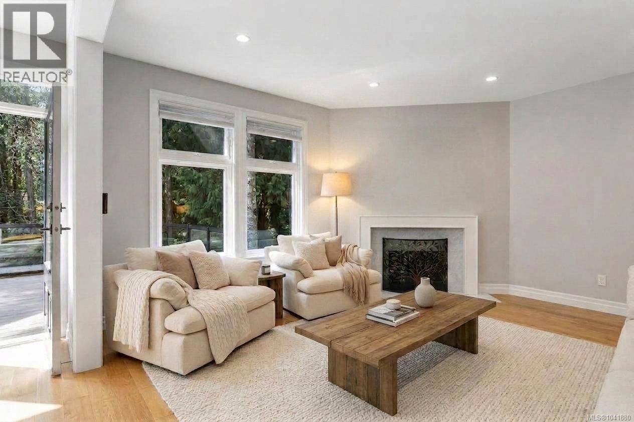 805 Del Monte Lane - 11