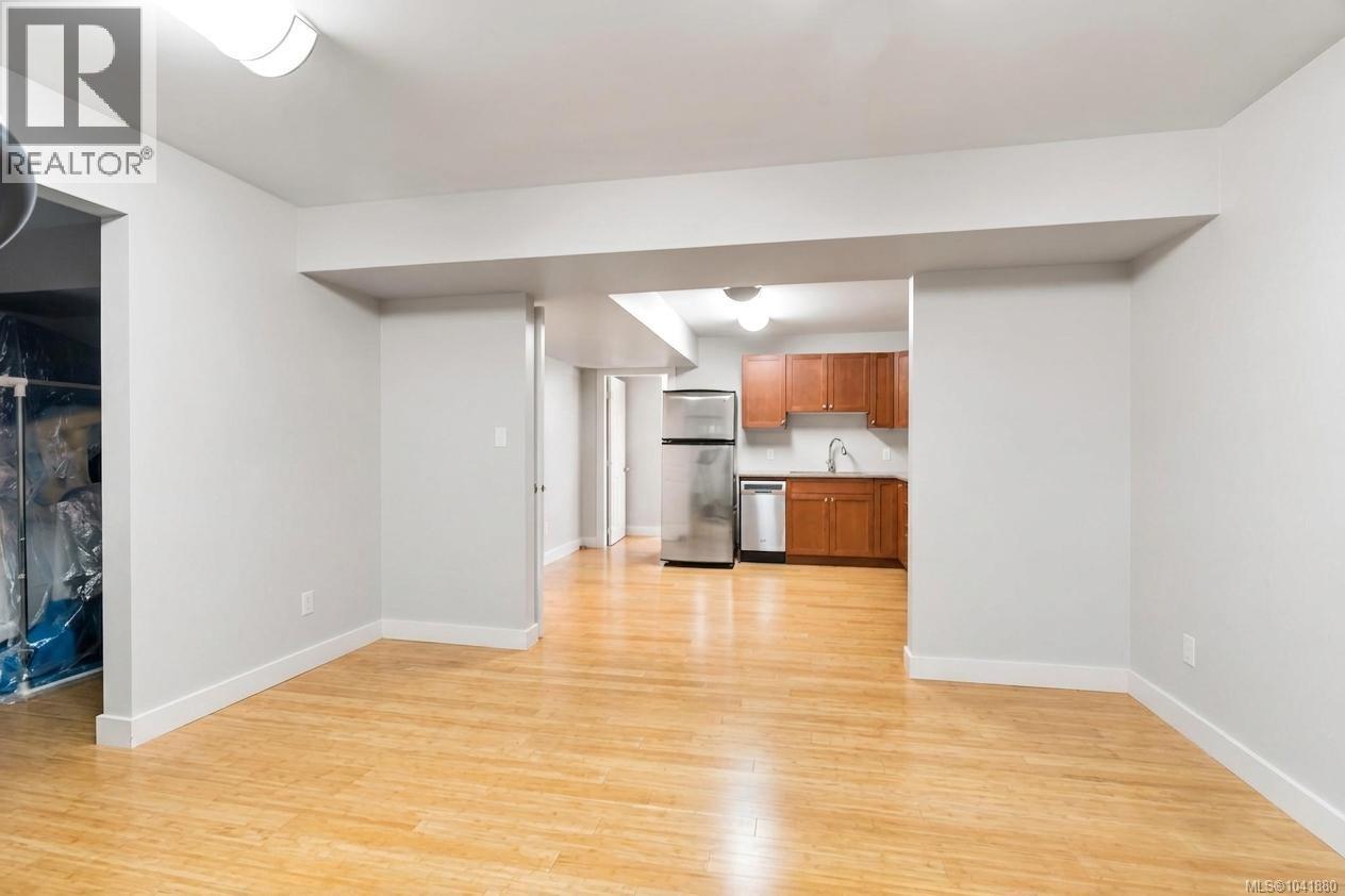 805 Del Monte Lane - 32