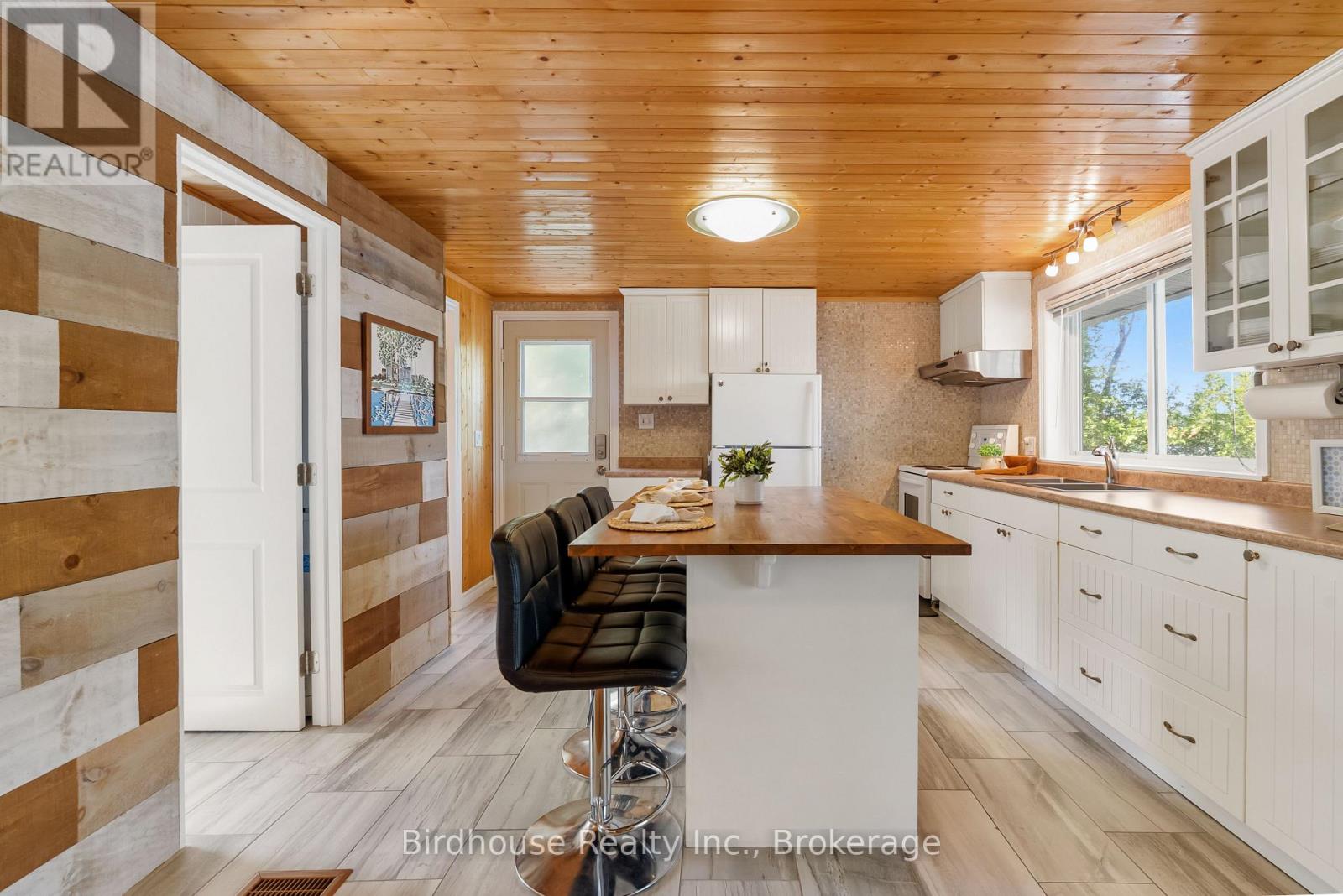 210 NORTH SHORE ROAD - 10