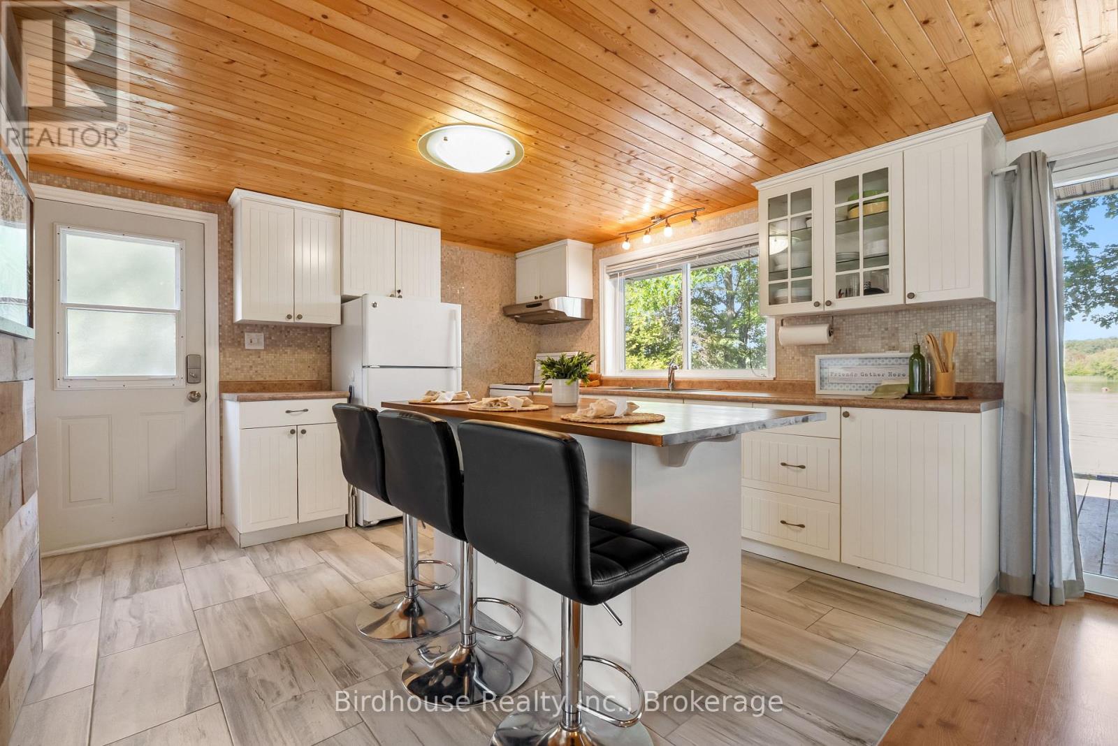 210 NORTH SHORE ROAD - 11