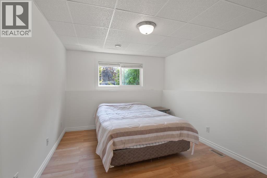 32 Kendrew Drive — photo 16