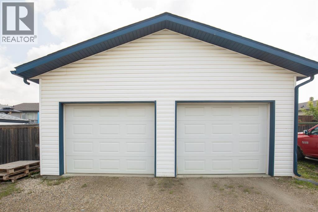 32 Kendrew Drive — photo 27