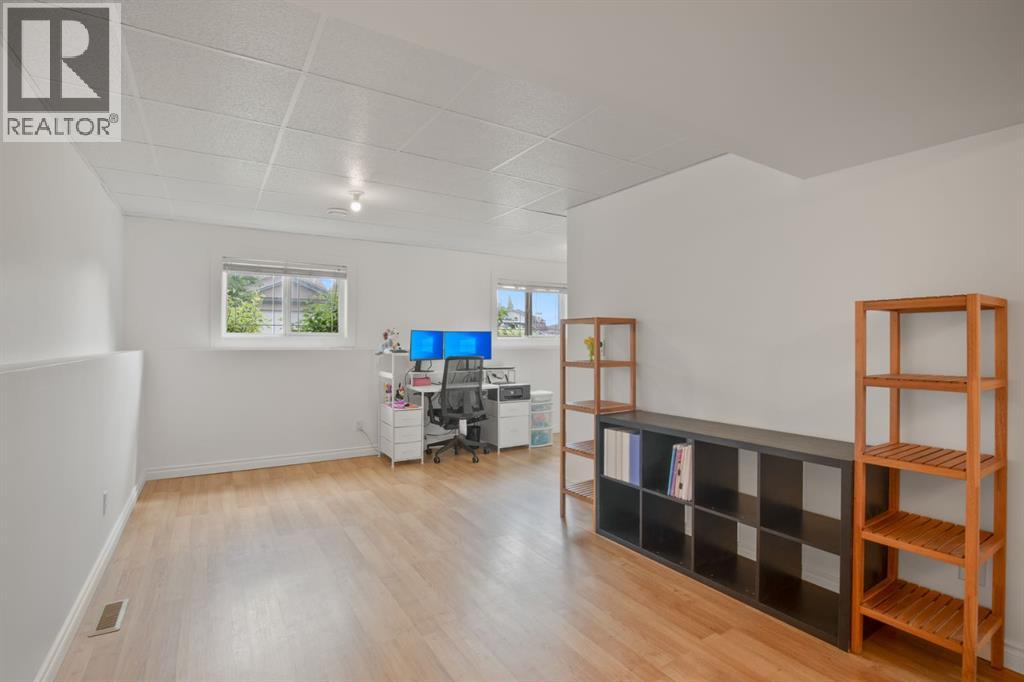 32 Kendrew Drive — photo 14