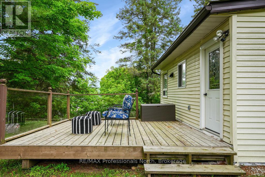9 LAKE AVENUE - Image 12