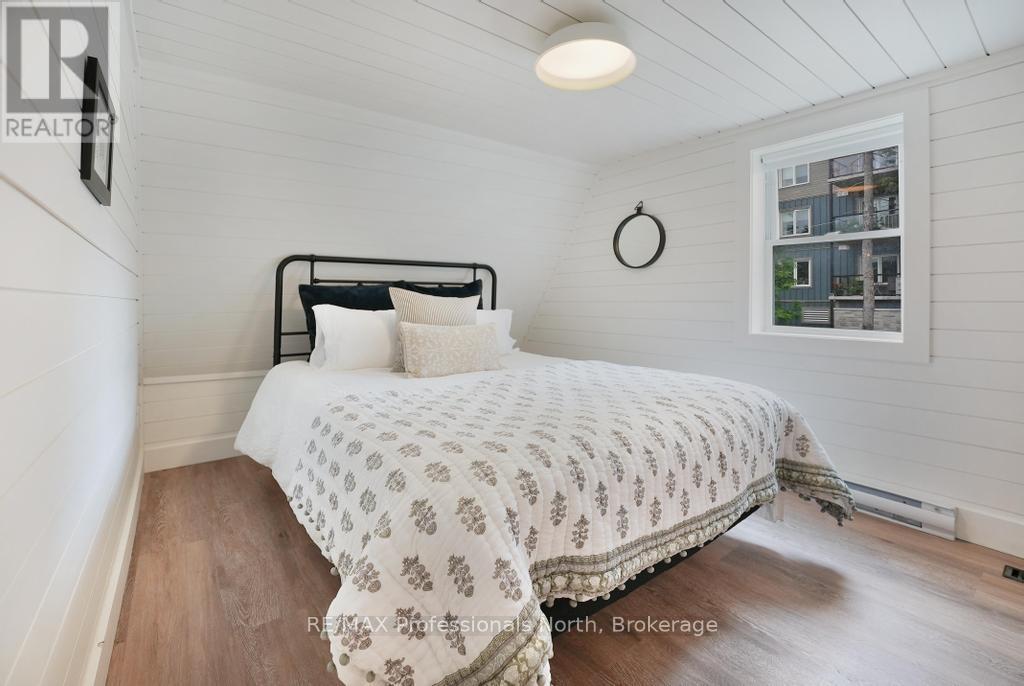 9 LAKE AVENUE - Image 15