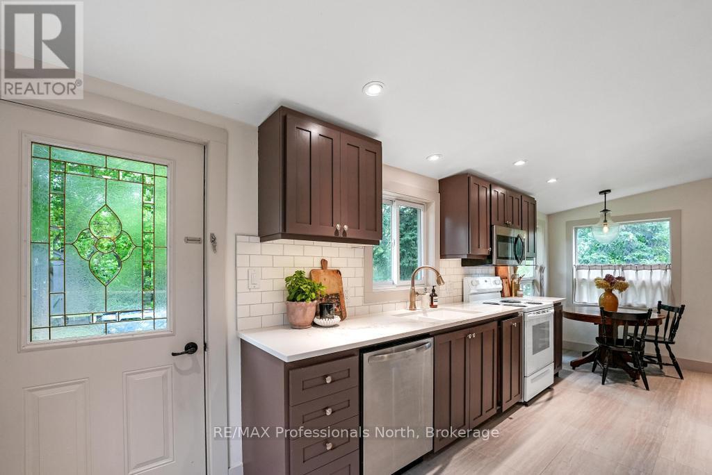 9 LAKE AVENUE - Image 31
