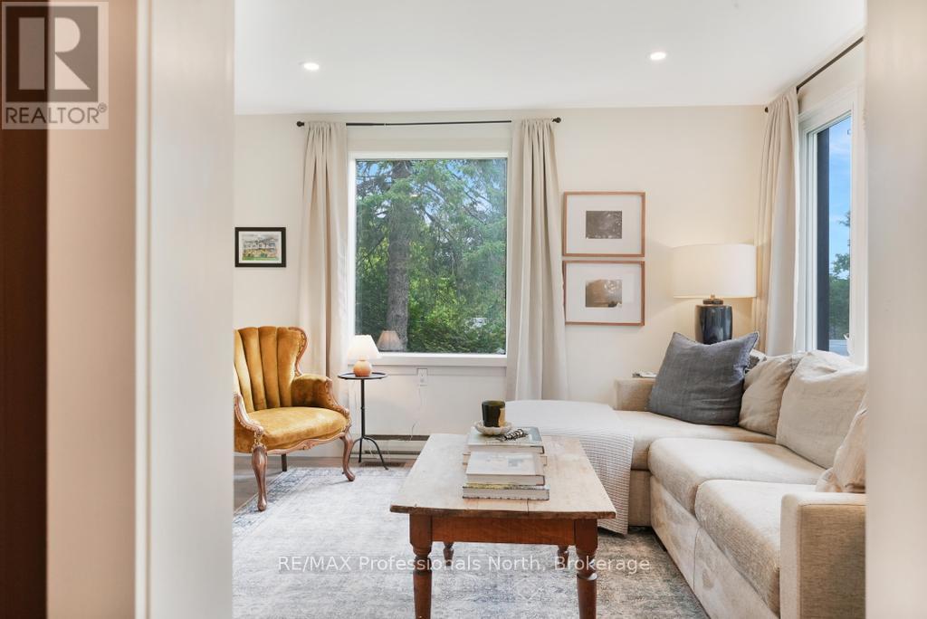 9 LAKE AVENUE - Image 41