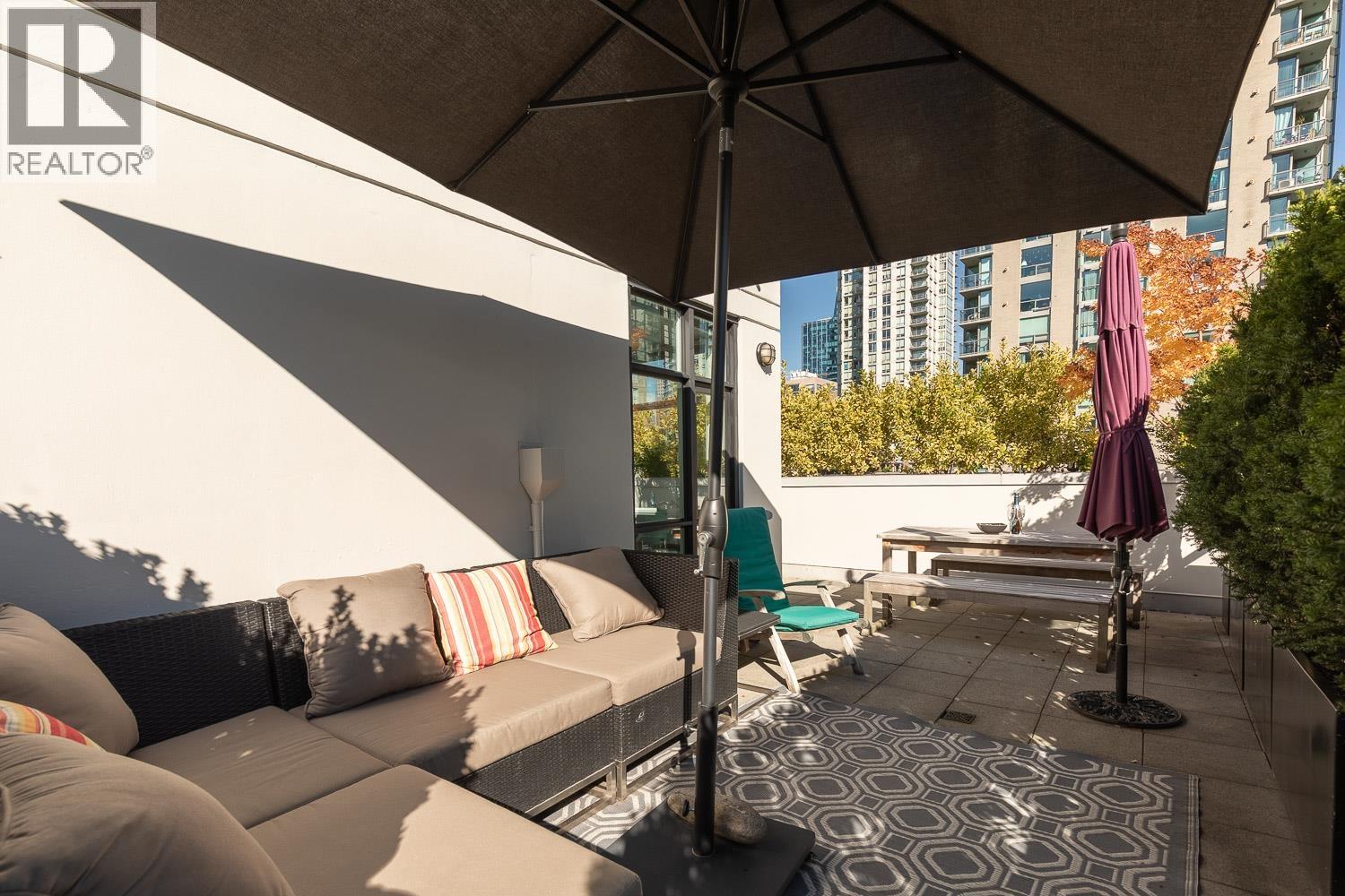 2 Bed, 2 Bath House for Sale in Vancouver – PH803 988 RICHARDS STREET, Vancouver – MLS# R3141839 - Image 27
