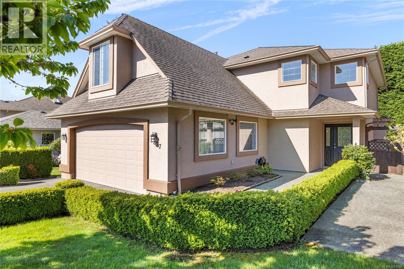 5857 Quarry Cres - 1