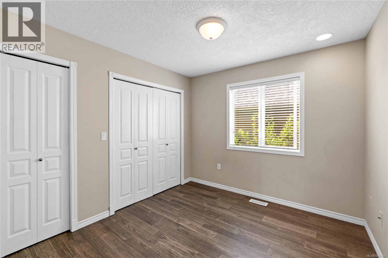 5857 Quarry Cres - 21