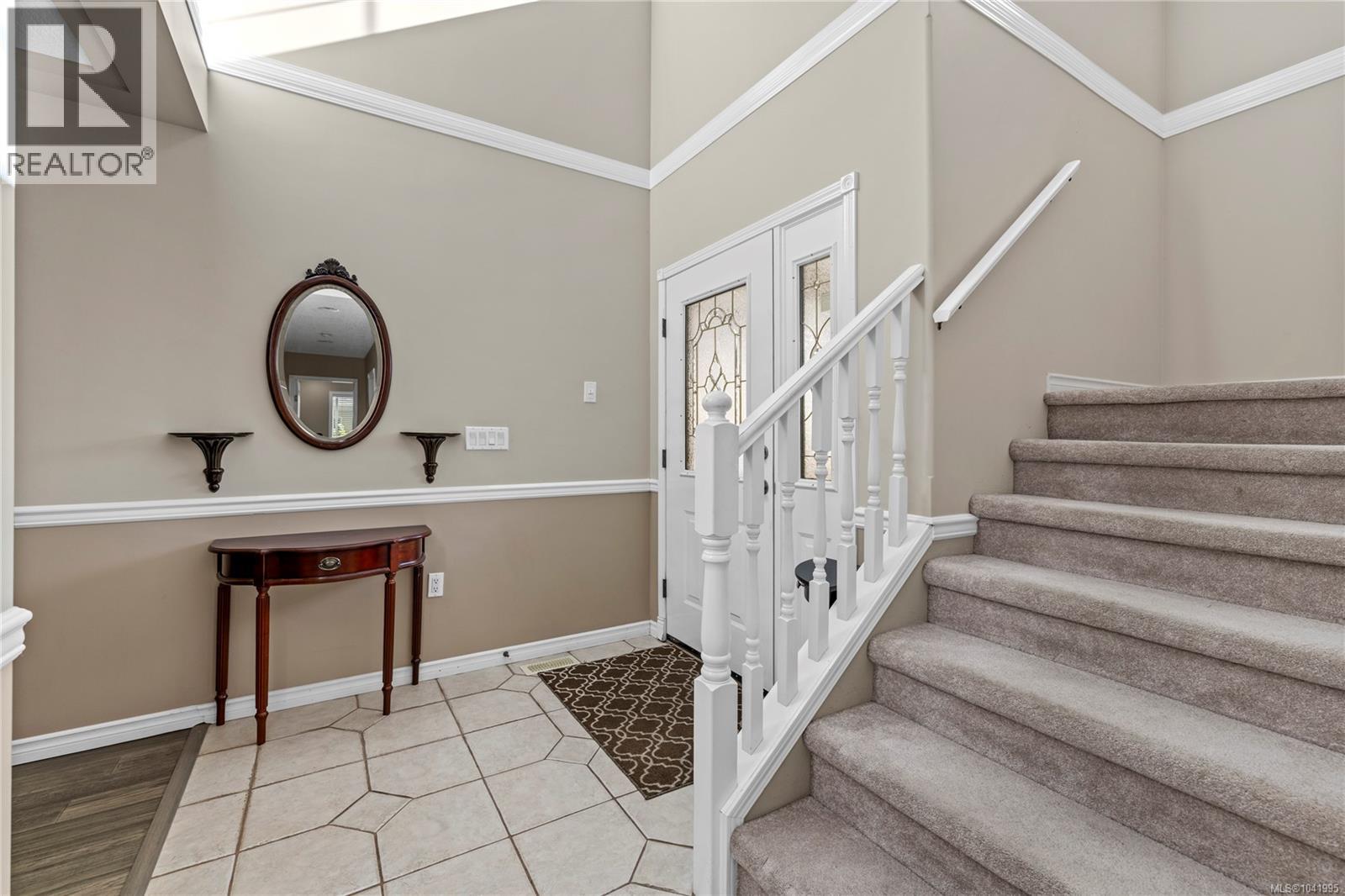5857 Quarry Cres - 23