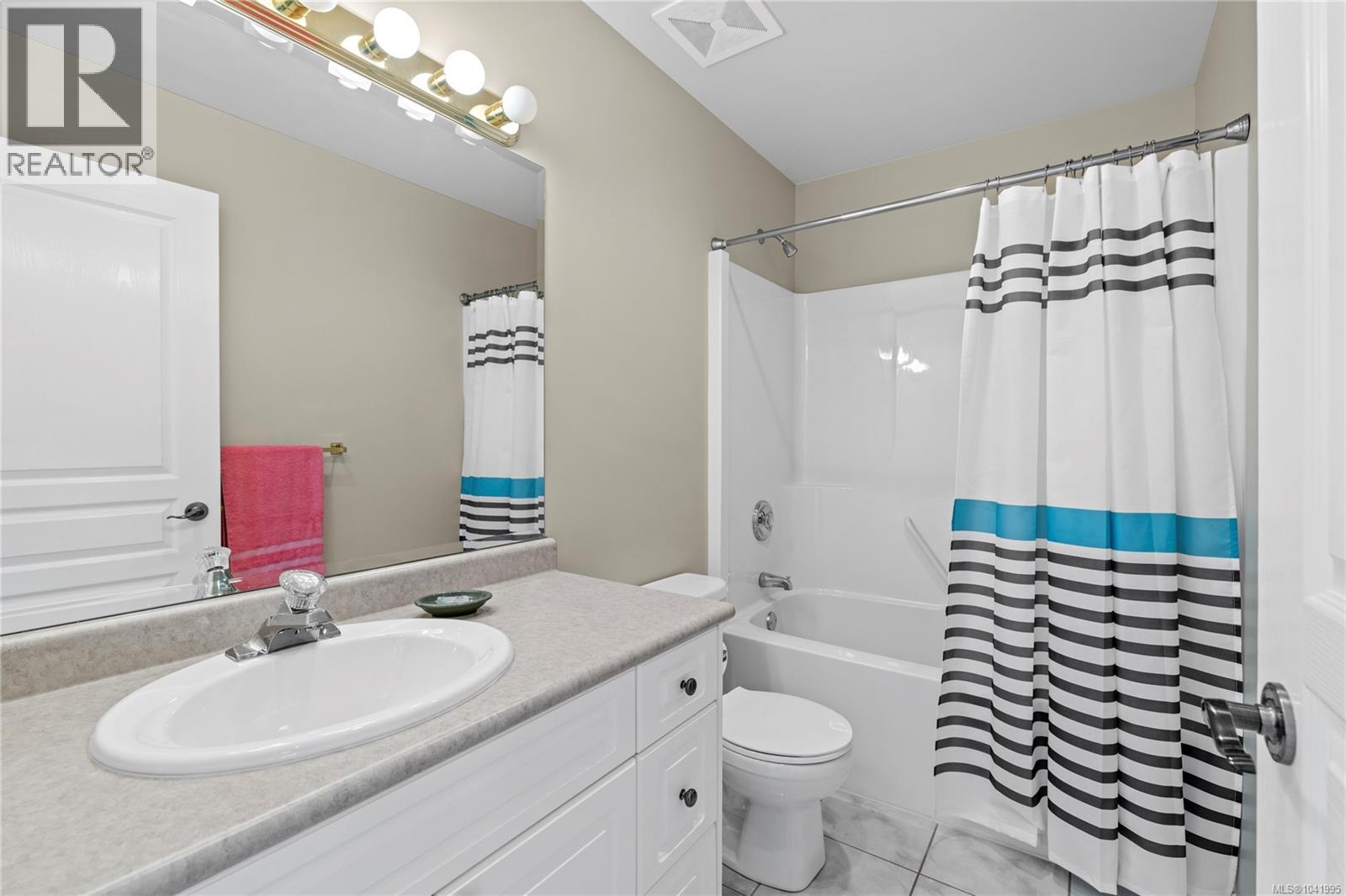 5857 Quarry Cres - 27