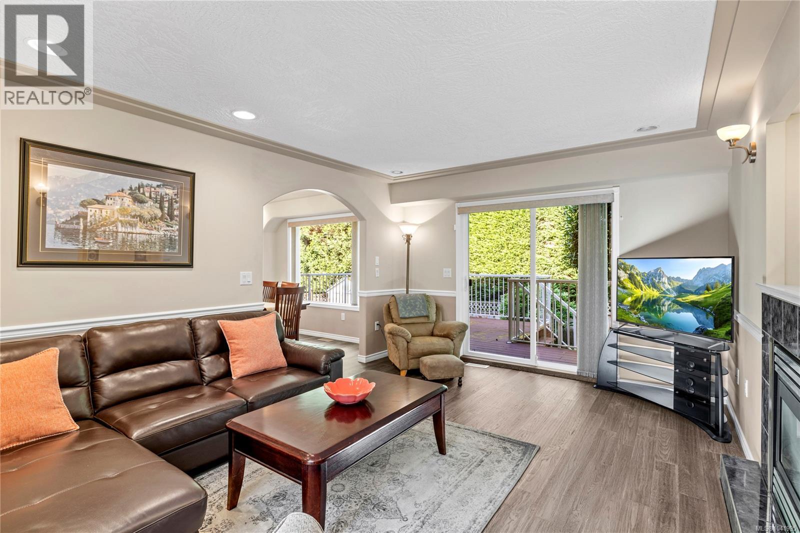 5857 Quarry Cres - 6