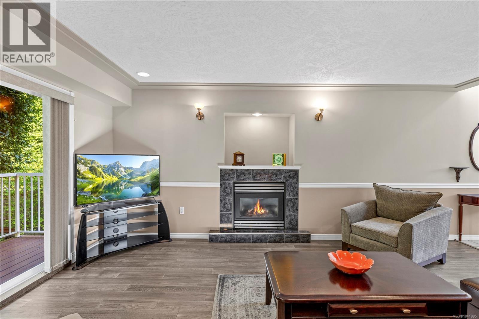 5857 Quarry Cres - 9